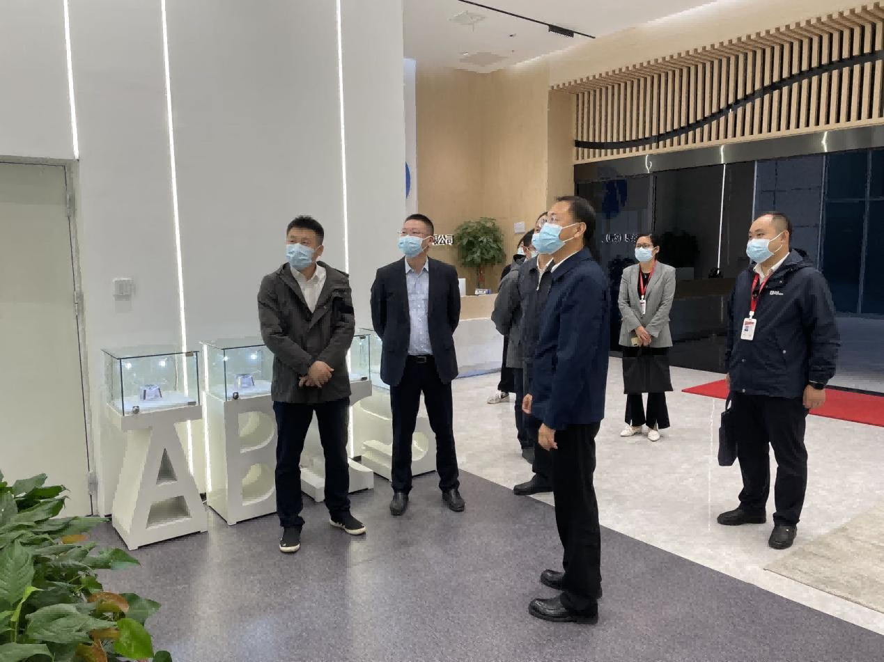 市委常委、组织部部长季培东调研中科爱毕赛思